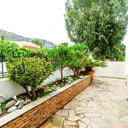 Irene, Lindos 10 Mins, 4 Mins 빌라 Vlicha (Rhodes)