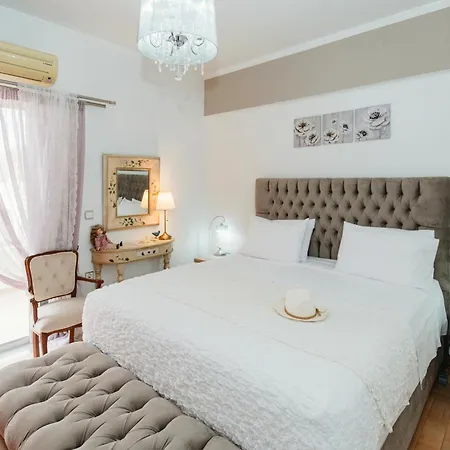 Villa Irene, Lindos 10 Mins, 4 Mins Vlicha (Rhodes)