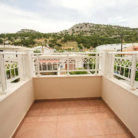 Villa Irene, Lindos 10 Mins, 4 Mins